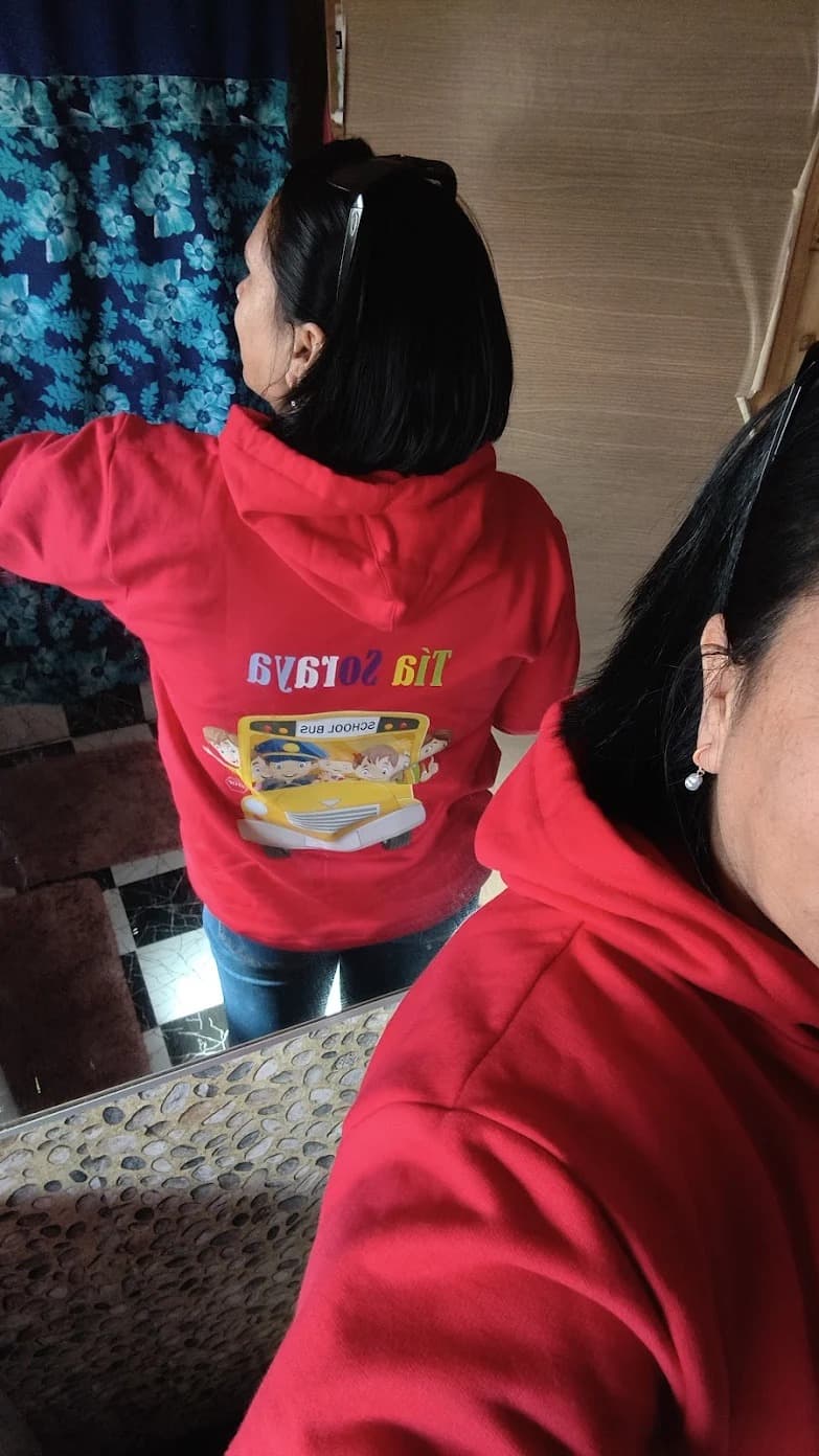 Identidad y personalización para transporte escolar